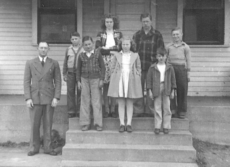 [Wolf Grove School 1946]