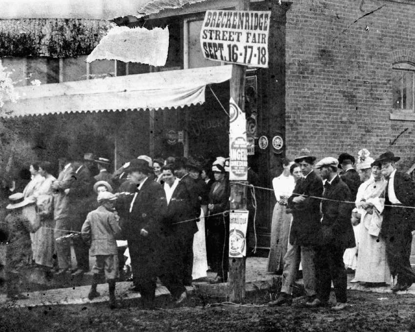 [Crowd at Street Fair]