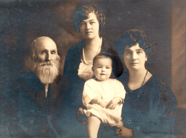 [Four Generations Higgins]