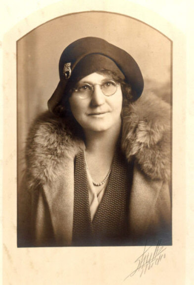 [Nell Higgins Skinner]