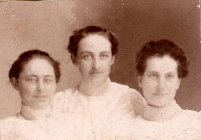 [Trio of Young Ladies]