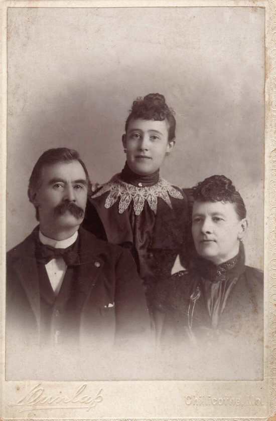 [William, Eva and Lottie Seeley]