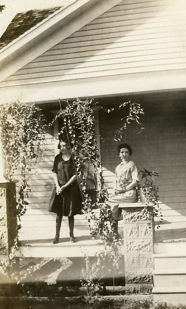[Anna and Frances Robinson]
