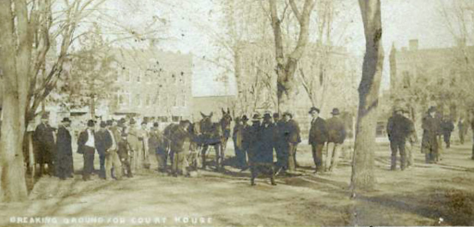 [Daviess Co. Courthouse]