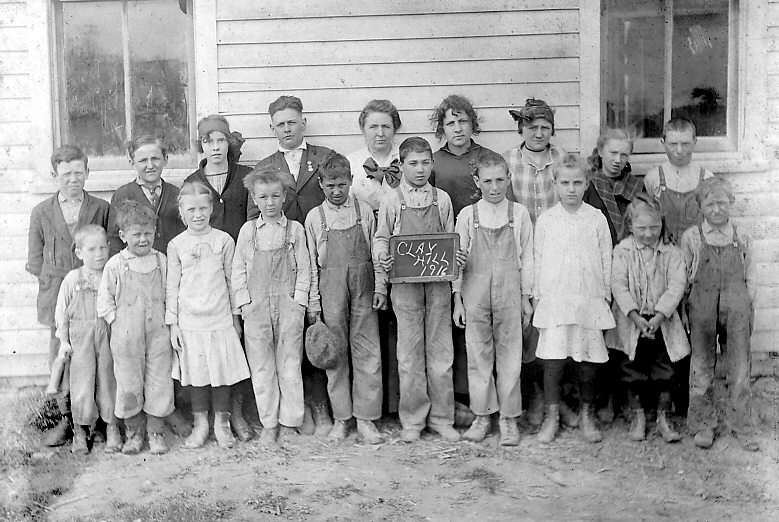 [Clay Hill School 1916]