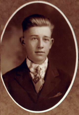 [Lee Arlington Robinson]